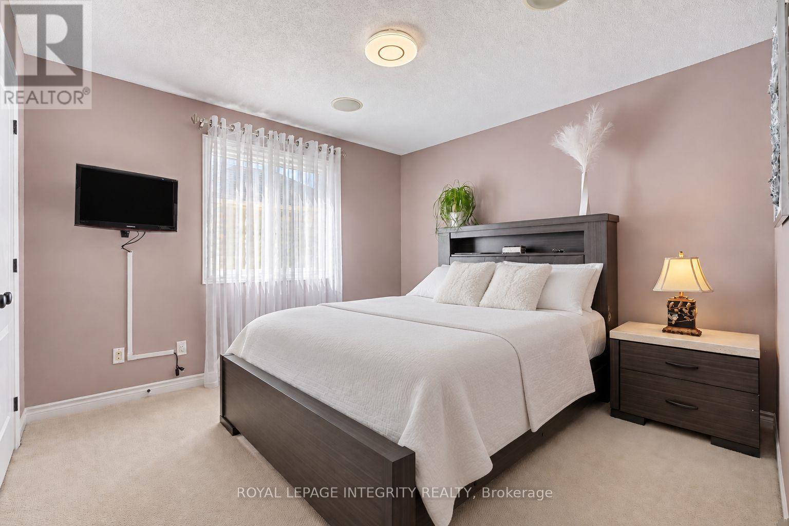 92 Broughton Street, Ottawa, Ontario  K2K 3N4 - Photo 29 - X13817184