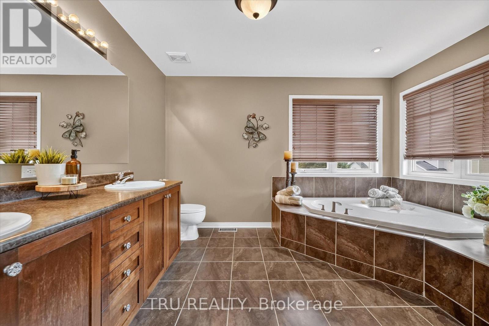 325 Upcountry Drive E, Ottawa, Ontario  K2S 2H6 - Photo 38 - X13817240