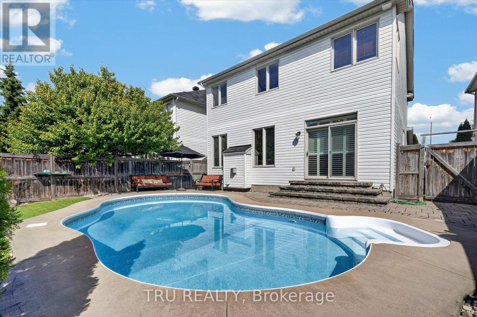 325 Upcountry Drive E, Ottawa, Ontario  K2S 2H6 - Photo 5 - X13817240