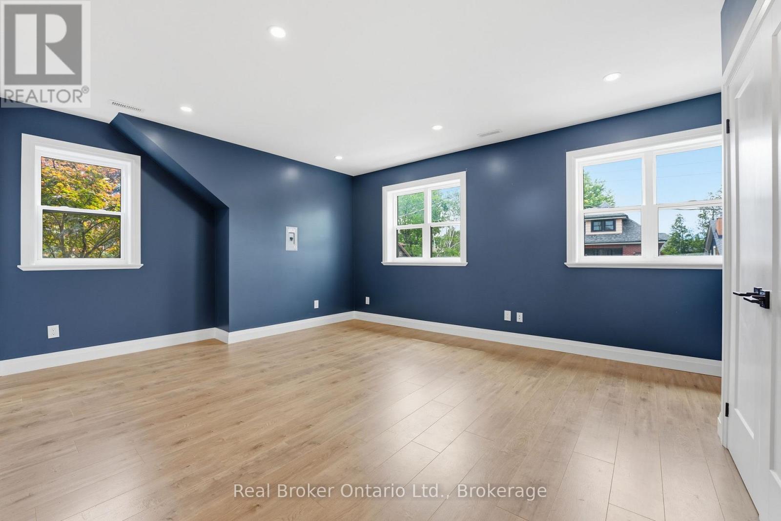 Unit 2 - 58 Rosslyn Avenue N, Hamilton, Ontario  L8L 7P4 - Photo 13 - X13817284