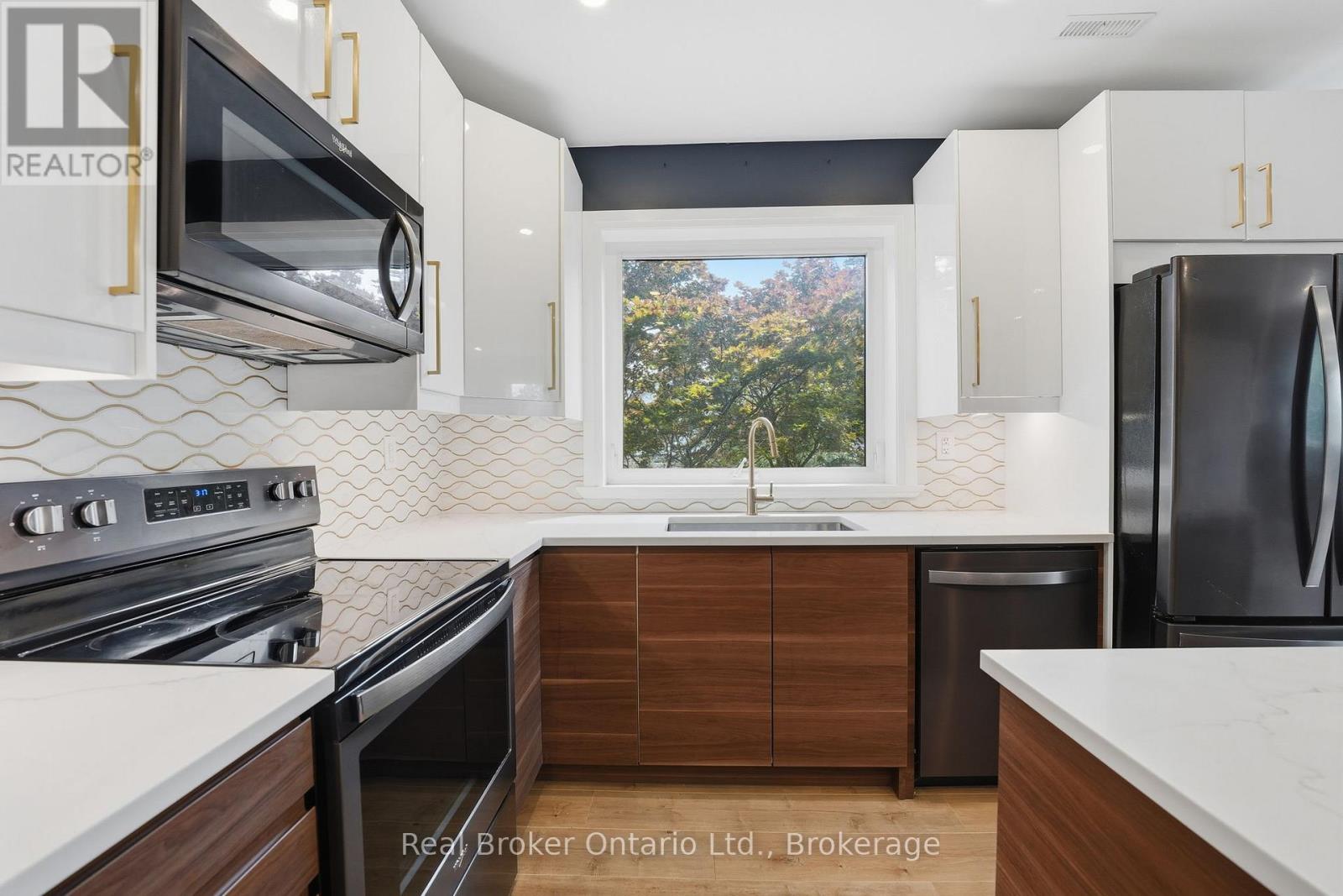 Unit 2 - 58 Rosslyn Avenue N, Hamilton, Ontario  L8L 7P4 - Photo 7 - X13817284