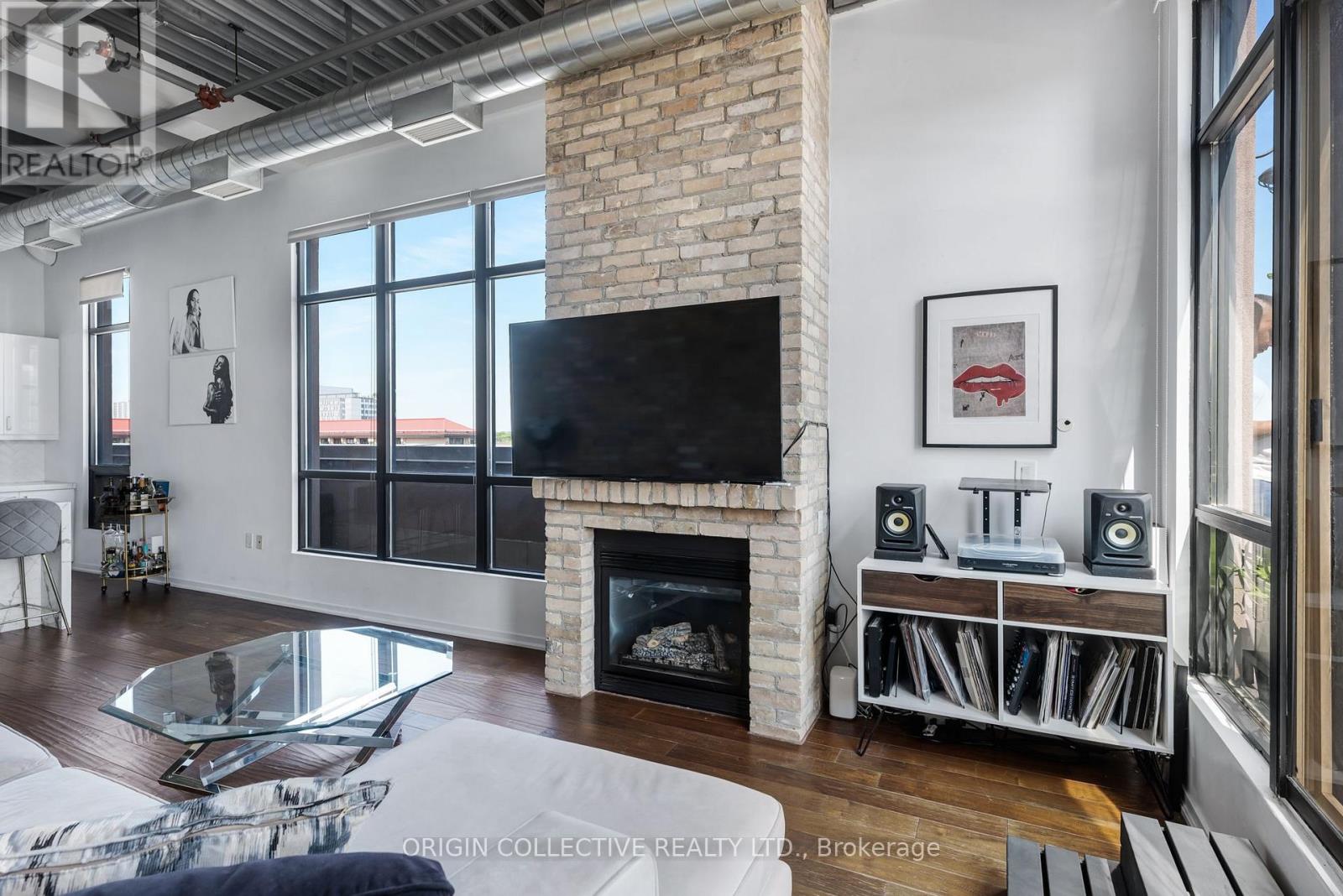 Ph2 - 736 Dundas Street E, Toronto, Ontario  M5A 2C5 - Photo 11 - C13817182