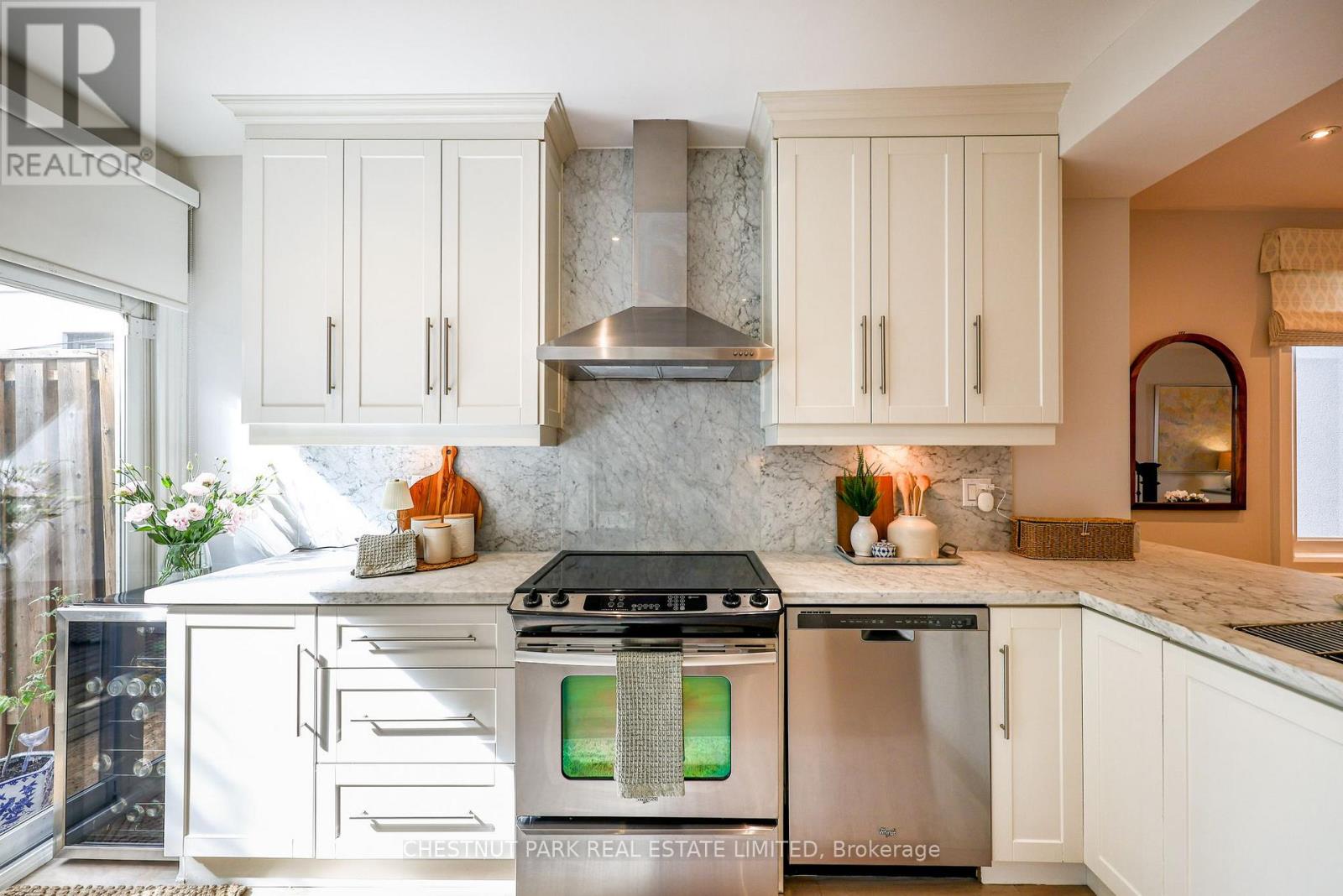 413 Hillsdale Avenue E, Toronto, Ontario  M4S 1T9 - Photo 16 - C13817194