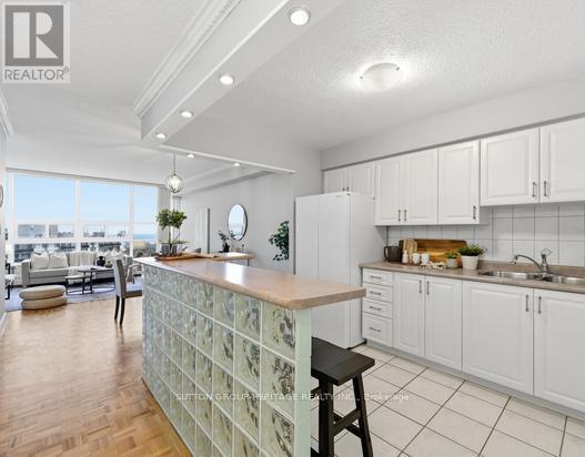 Ph07 - 3380 Eglinton Avenue E, Toronto, Ontario M1J 3L6 - Photo 5 - E13817216