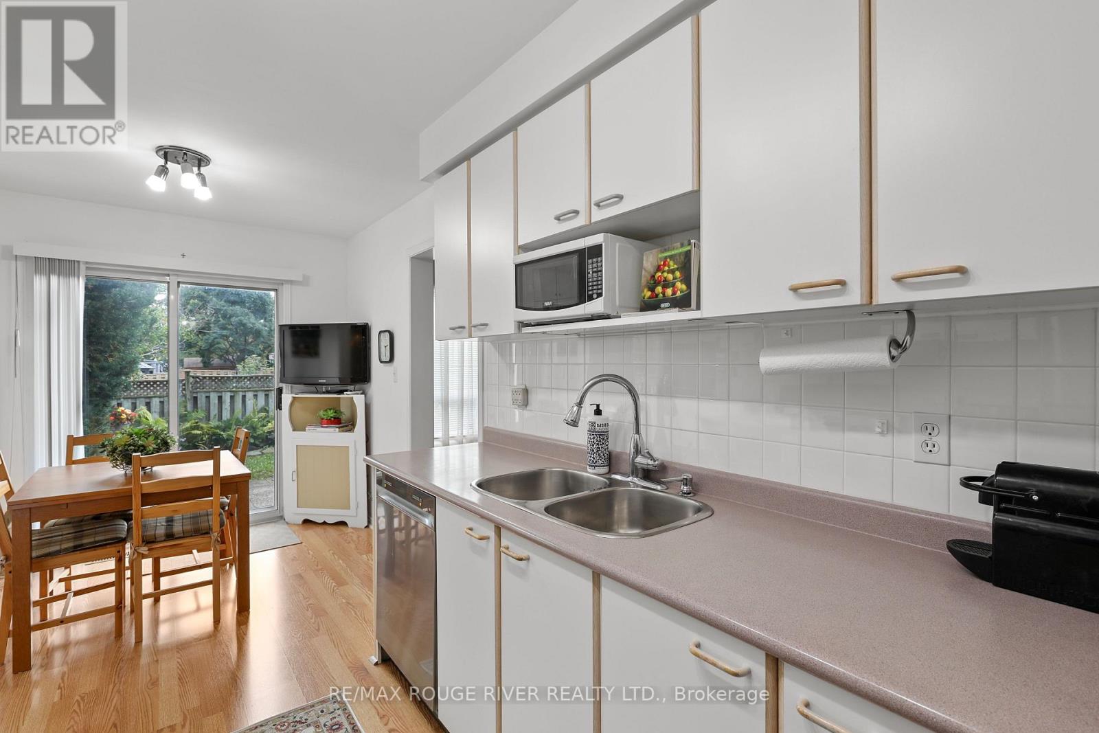1543 Otonabee Drive, Pickering, Ontario  L1V 6T6 - Photo 15 - E13817264