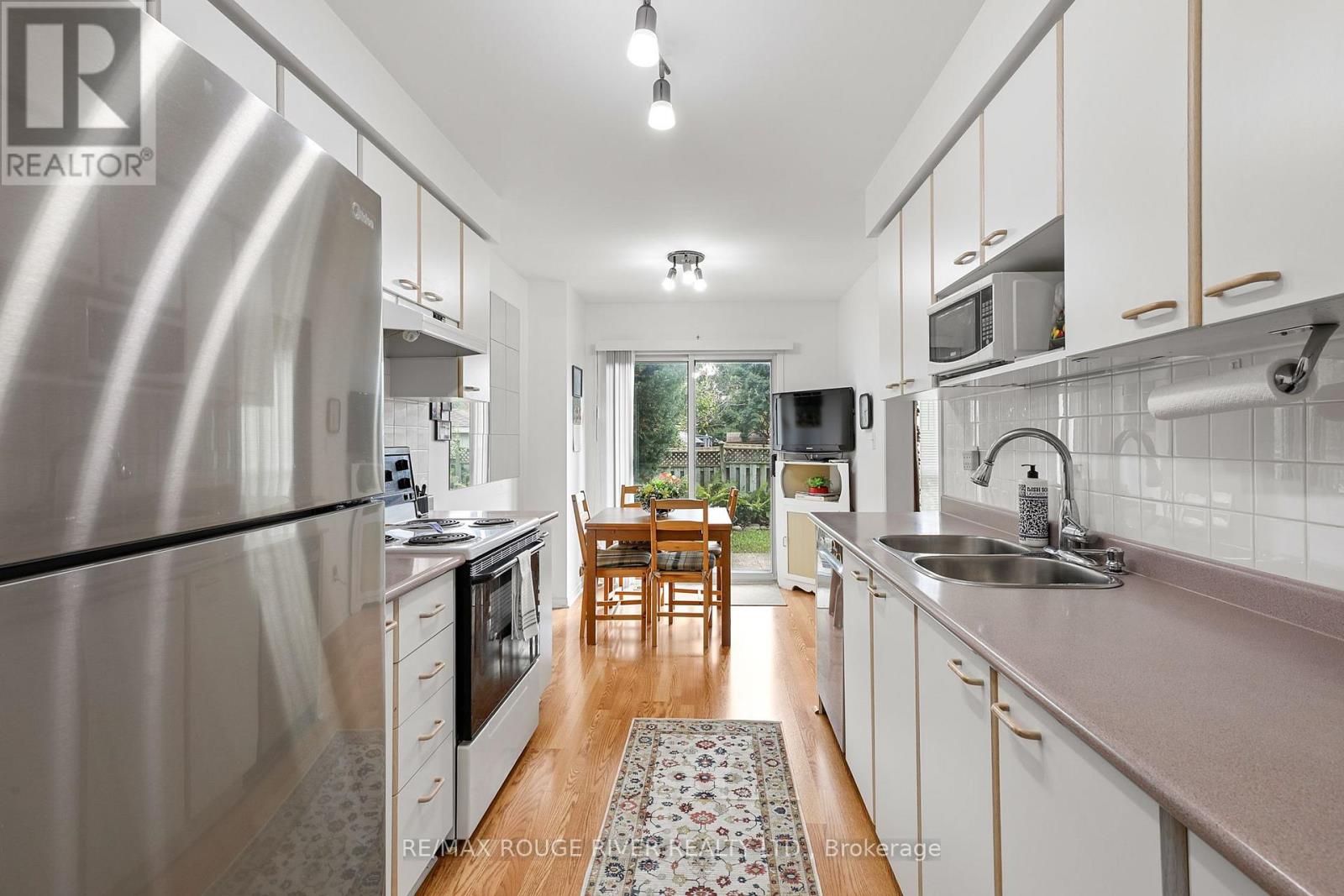 1543 Otonabee Drive, Pickering, Ontario  L1V 6T6 - Photo 16 - E13817264