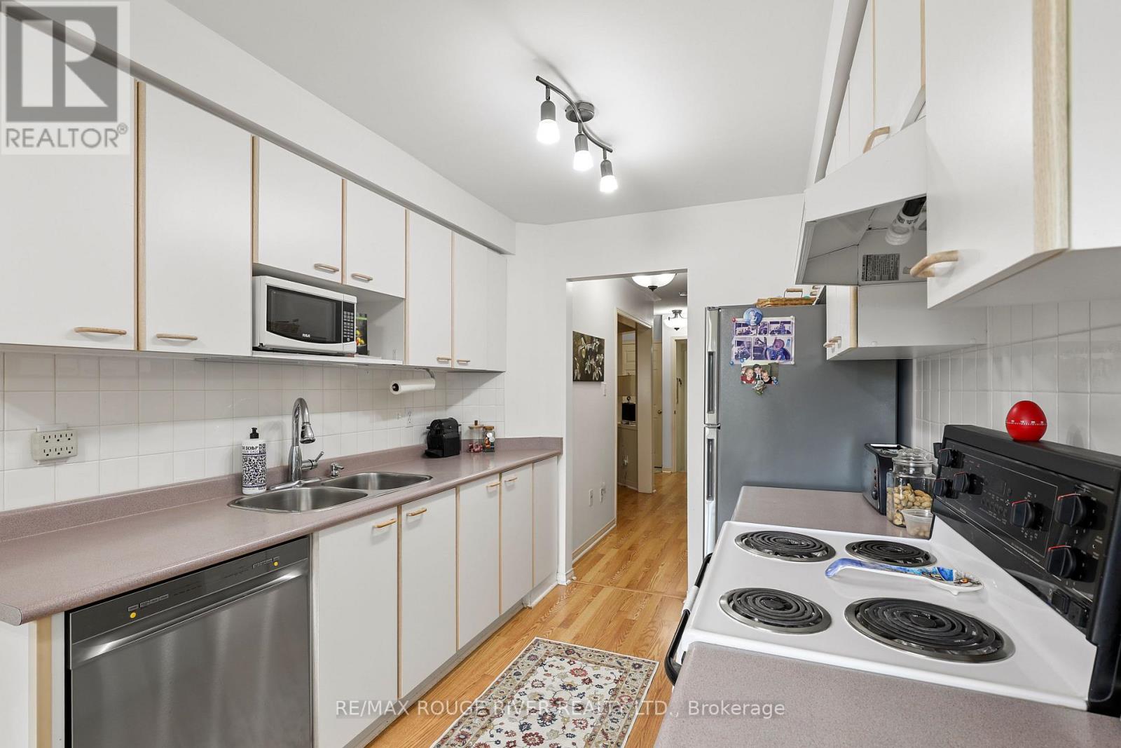 1543 Otonabee Drive, Pickering, Ontario  L1V 6T6 - Photo 17 - E13817264