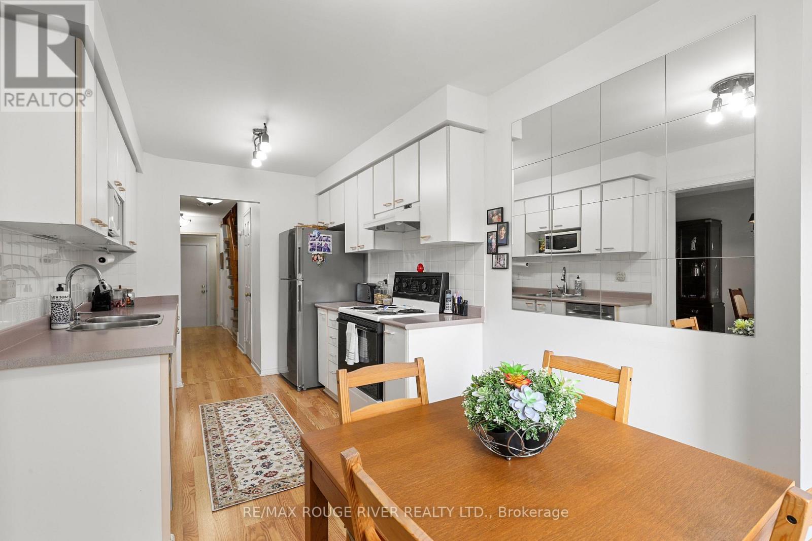 1543 Otonabee Drive, Pickering, Ontario  L1V 6T6 - Photo 19 - E13817264