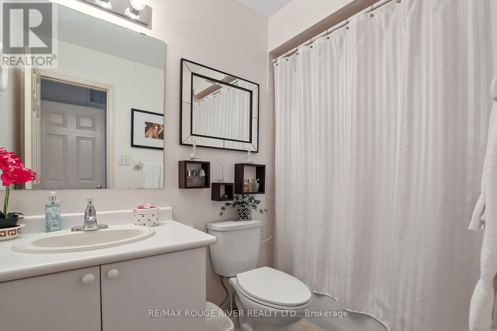 1543 Otonabee Drive, Pickering, Ontario  L1V 6T6 - Photo 26 - E13817264