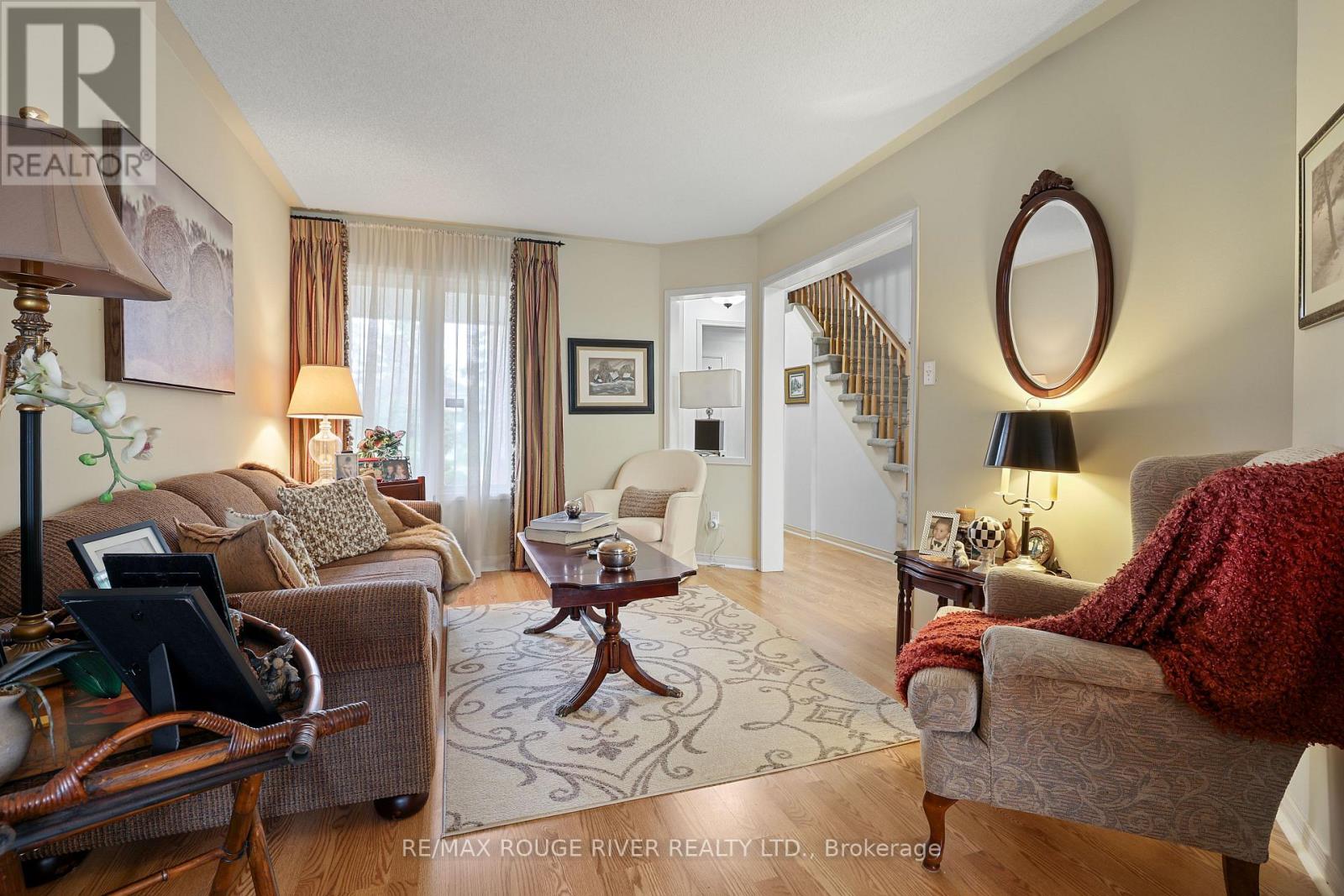 1543 Otonabee Drive, Pickering, Ontario  L1V 6T6 - Photo 5 - E13817264