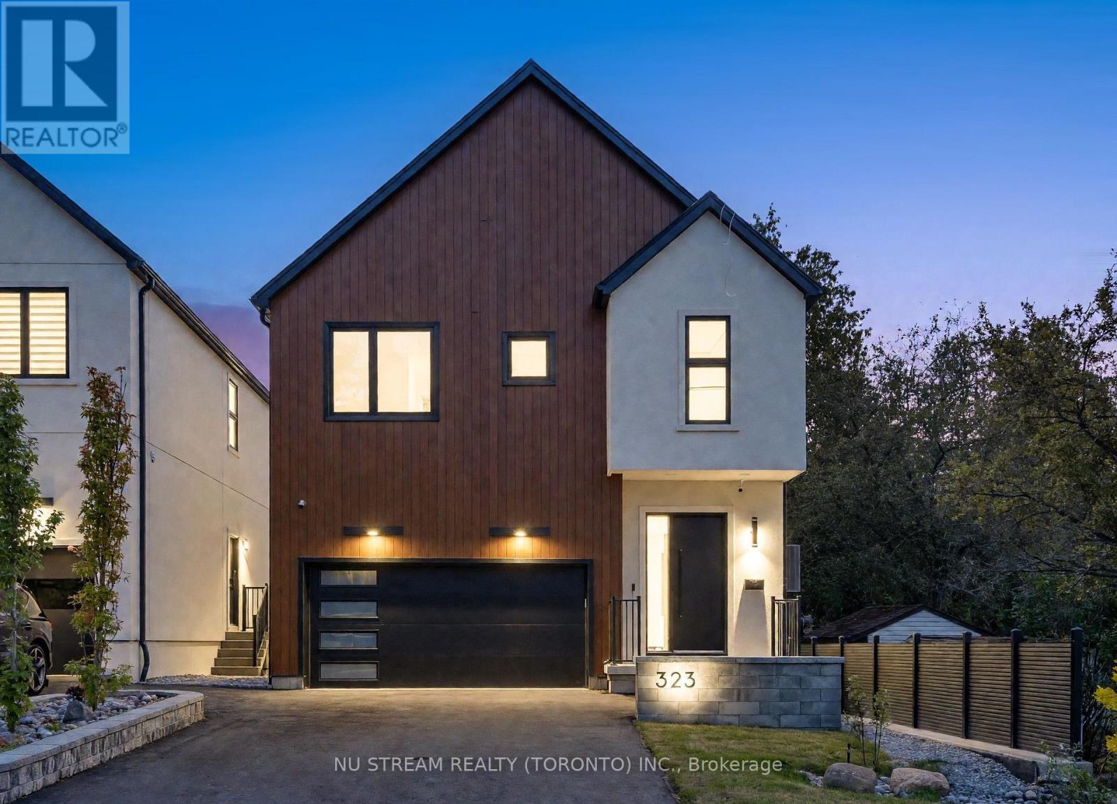 323 WINNIFRED DRIVE, Georgina, Ontario