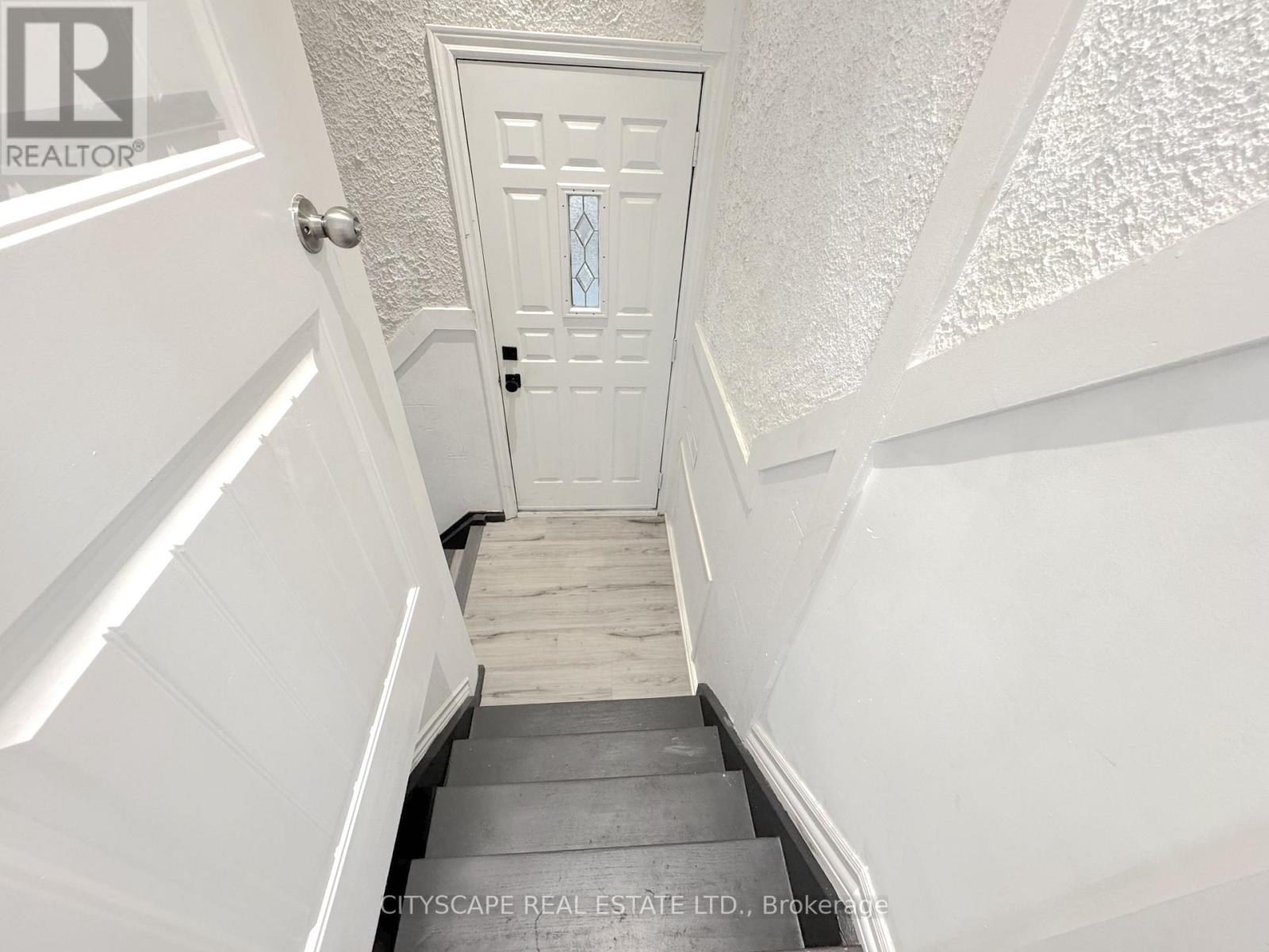 60 Hillview Drive, Newmarket, Ontario  L3Y 4H9 - Photo 26 - N13817260