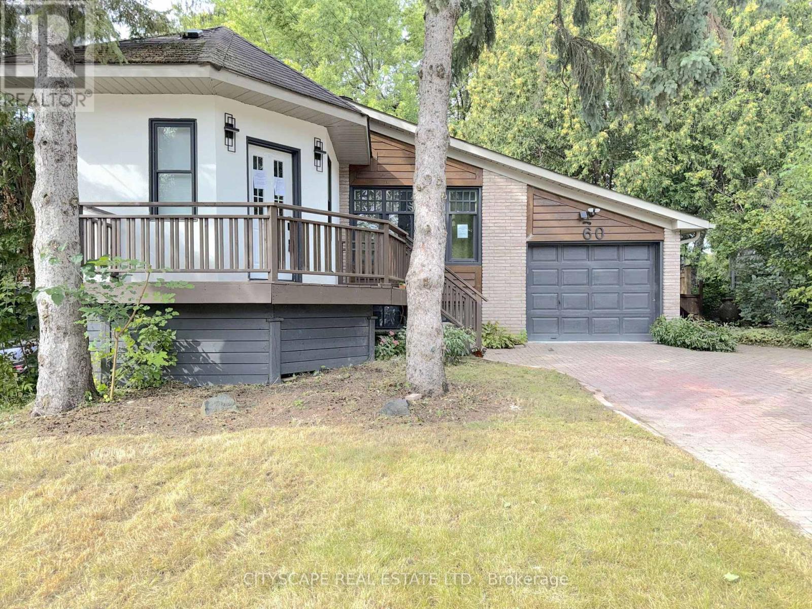 60 Hillview Drive, Newmarket, Ontario  L3Y 4H9 - Photo 4 - N13817260