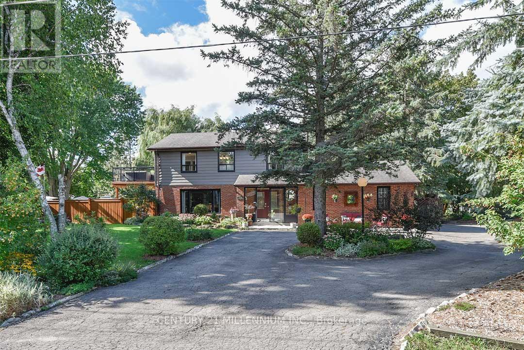 1666 Spruce Drive, Caledon, Ontario  L7K 1B2 - Photo 4 - W13817188