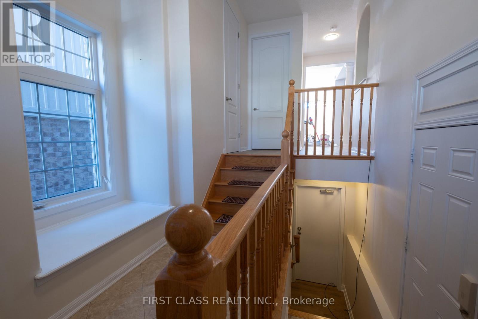 518 Wettlaufer Terrace, Milton, Ontario  L9T 8K9 - Photo 2 - W13817198