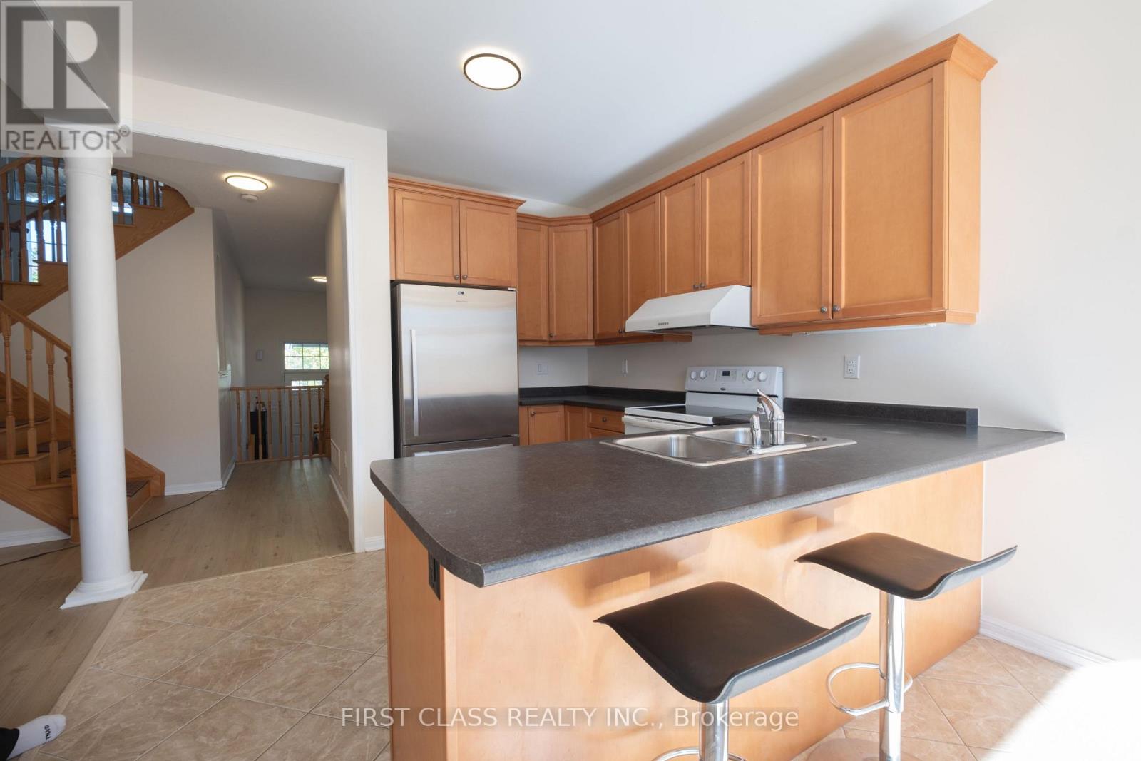 518 Wettlaufer Terrace, Milton, Ontario  L9T 8K9 - Photo 4 - W13817198