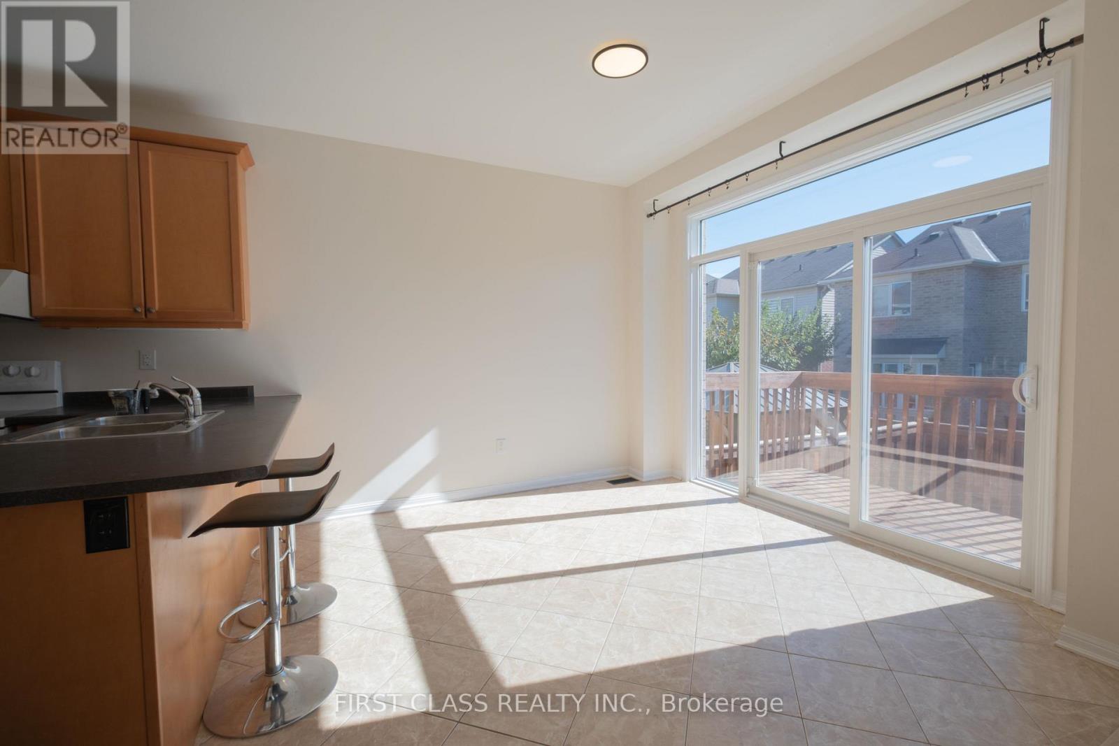 518 Wettlaufer Terrace, Milton, Ontario  L9T 8K9 - Photo 6 - W13817198