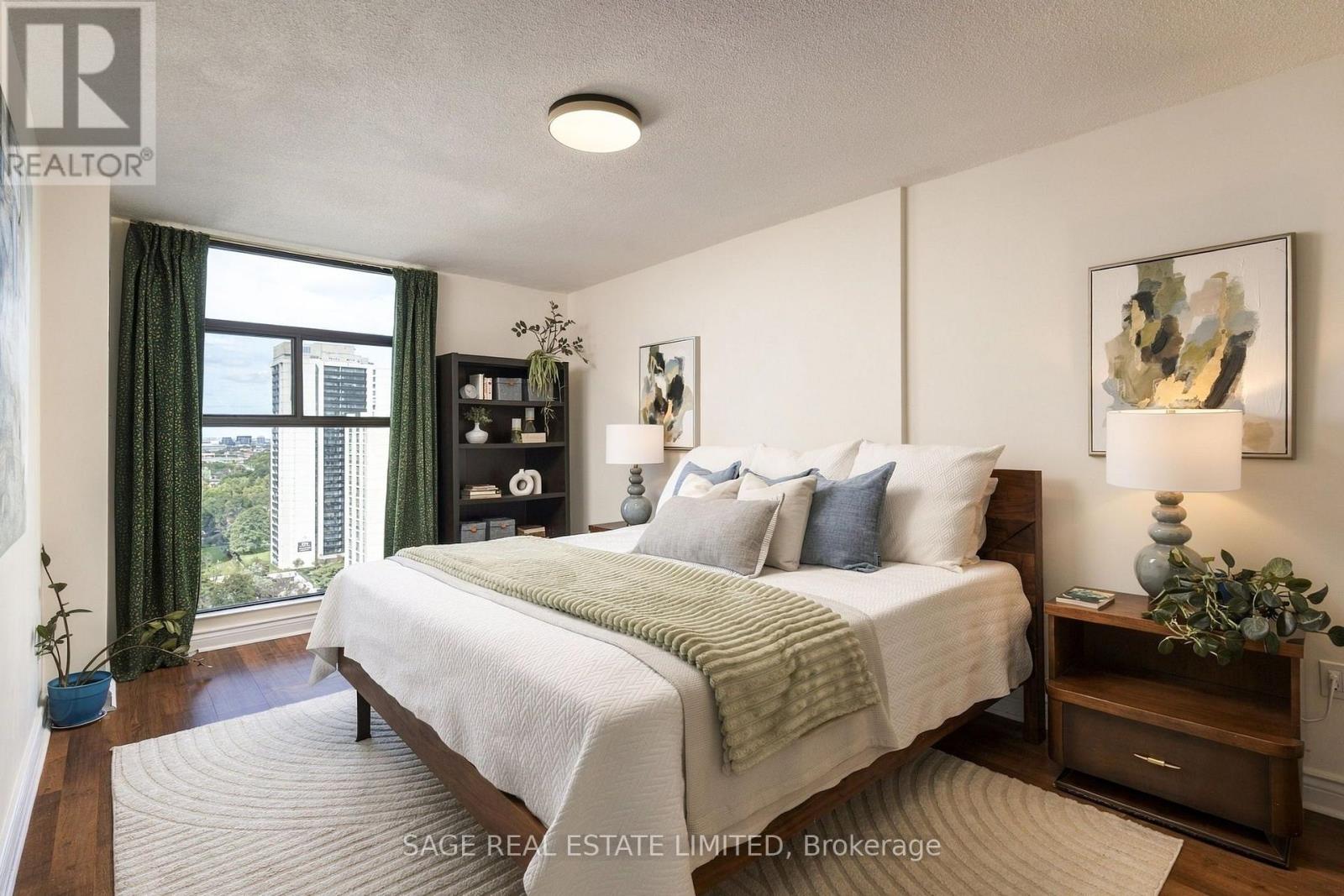 1904 - 135 Marlee Avenue, Toronto, Ontario  M6B 4C6 - Photo 17 - W13817242