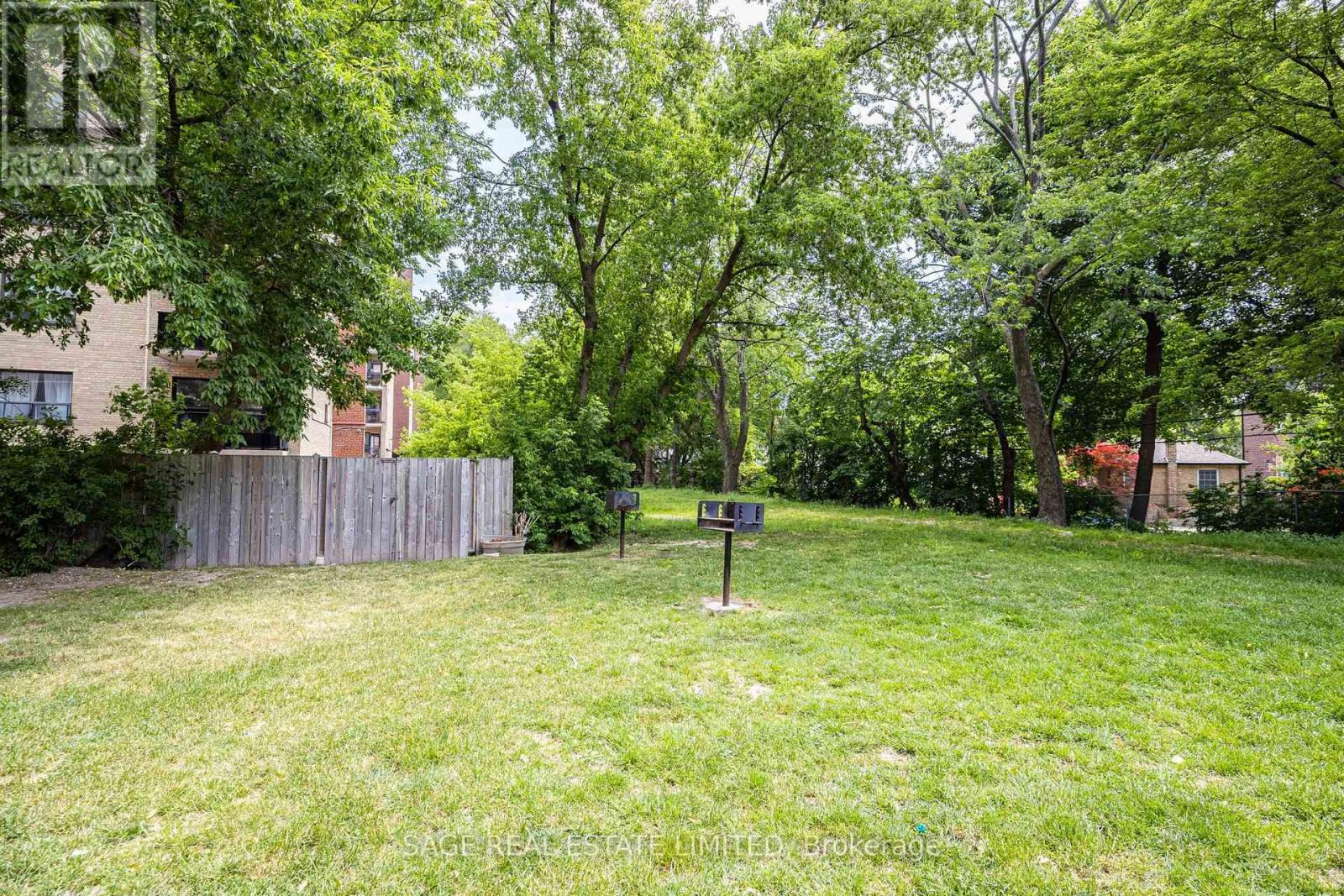 1904 - 135 Marlee Avenue, Toronto, Ontario  M6B 4C6 - Photo 28 - W13817242