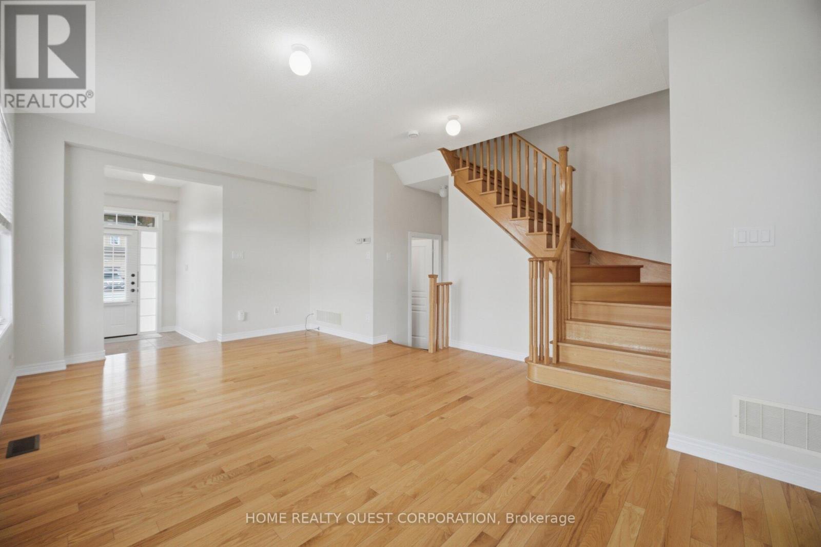 4301 Trail Blazer Way, Mississauga, Ontario  L5R 0A9 - Photo 4 - W13817280