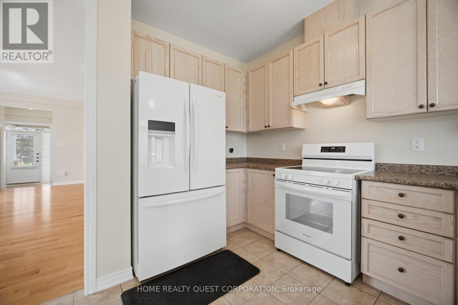 4301 Trail Blazer Way, Mississauga, Ontario  L5R 0A9 - Photo 8 - W13817280