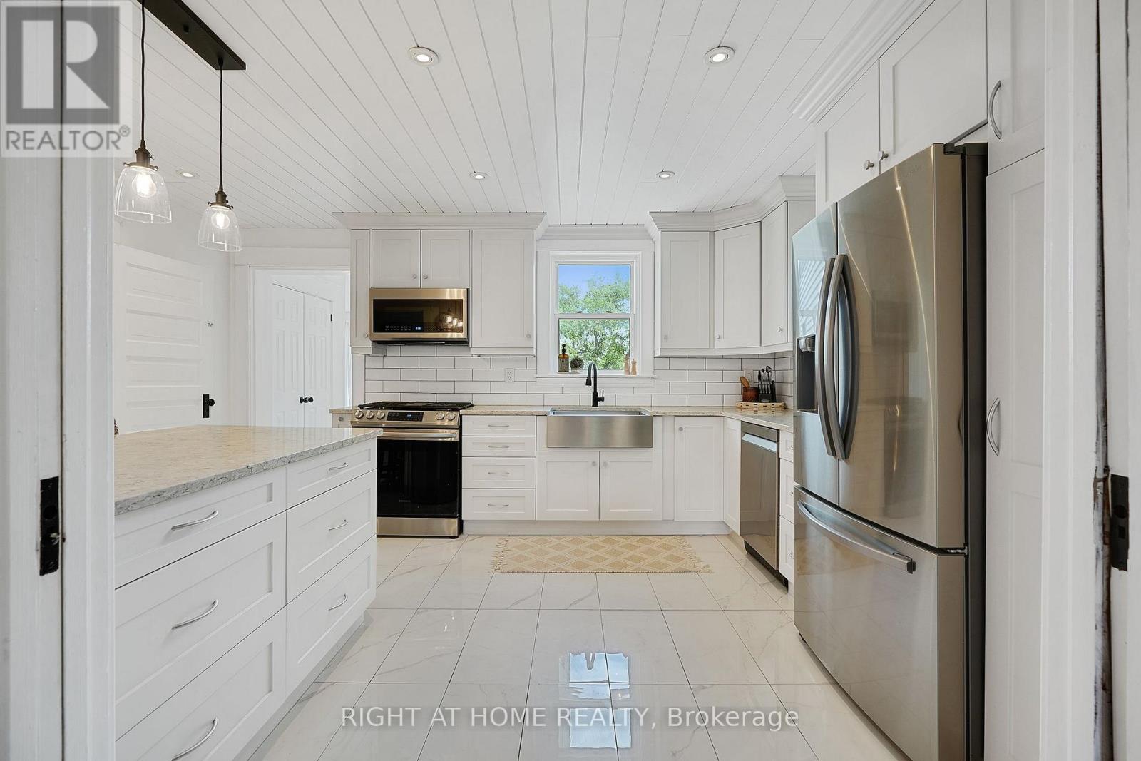 123 John Street, Kawartha Lakes, Ontario  K0M 2T0 - Photo 8 - X13817268
