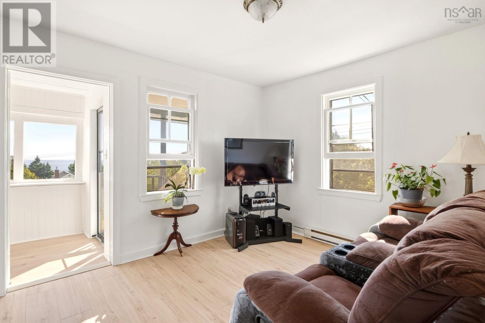 3 Florence Street, Herring Cove, Nova Scotia  B3V 1J4 - Photo 6 - 202624085