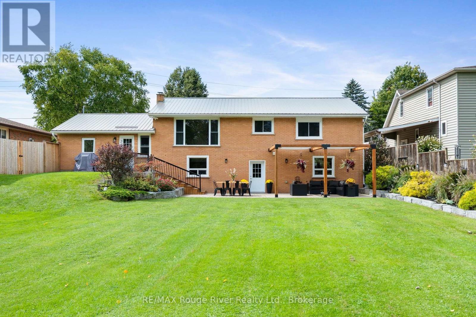 348 Cottesmore Avenue, Cobourg, Ontario  K9A 4E2 - Photo 3 - X13817330