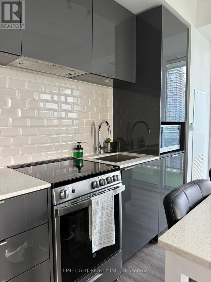 2009 - 70 Annie Craig Drive, Toronto, Ontario  M8V 0C5 - Photo 2 - W13817350