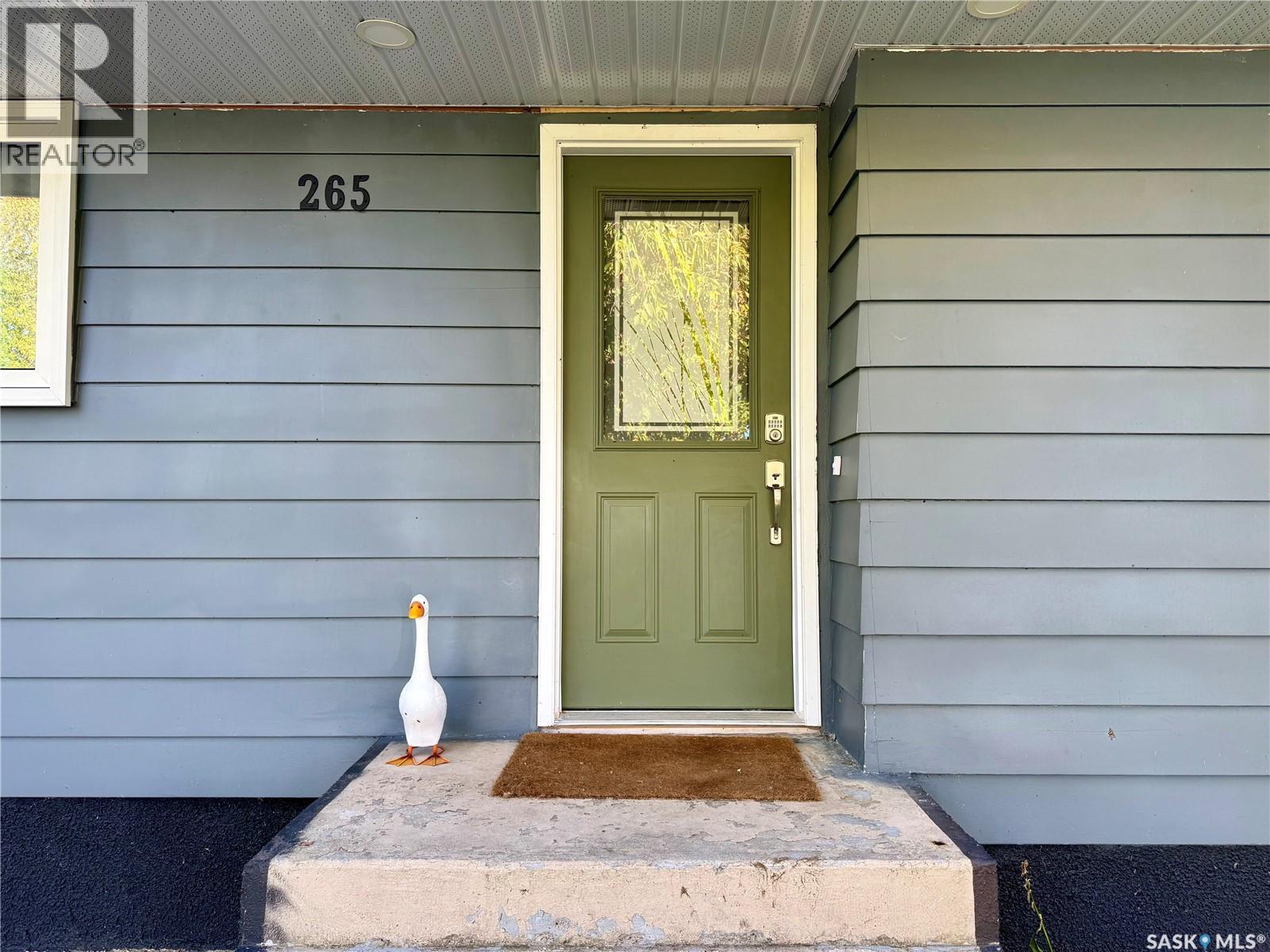 265 5th Avenue W, Melville, Saskatchewan  S0A 2P0 - Photo 2 - SK049216
