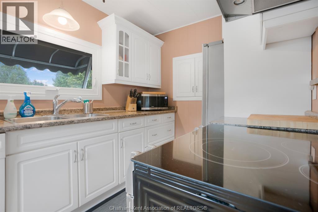 22220 Charing Cross Road, Chatham, Ontario  N7M 5V8 - Photo 10 - 26023342