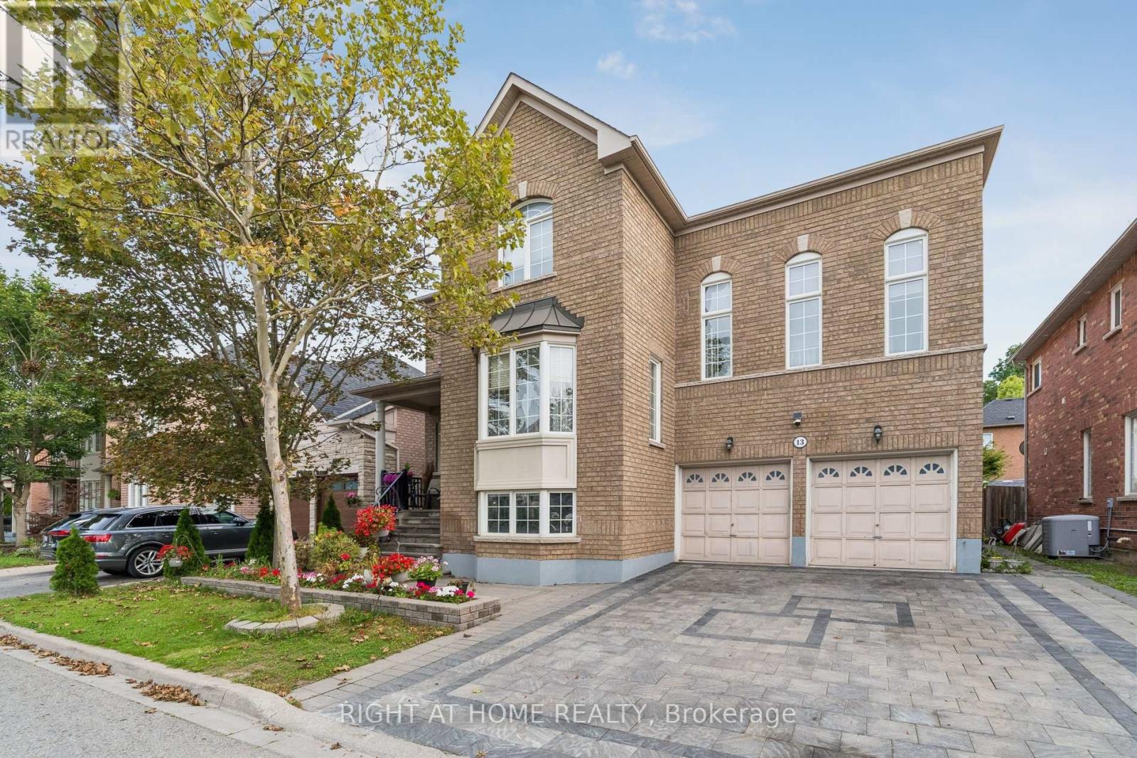 13 WESTON CRESCENT, Ajax, Ontario
