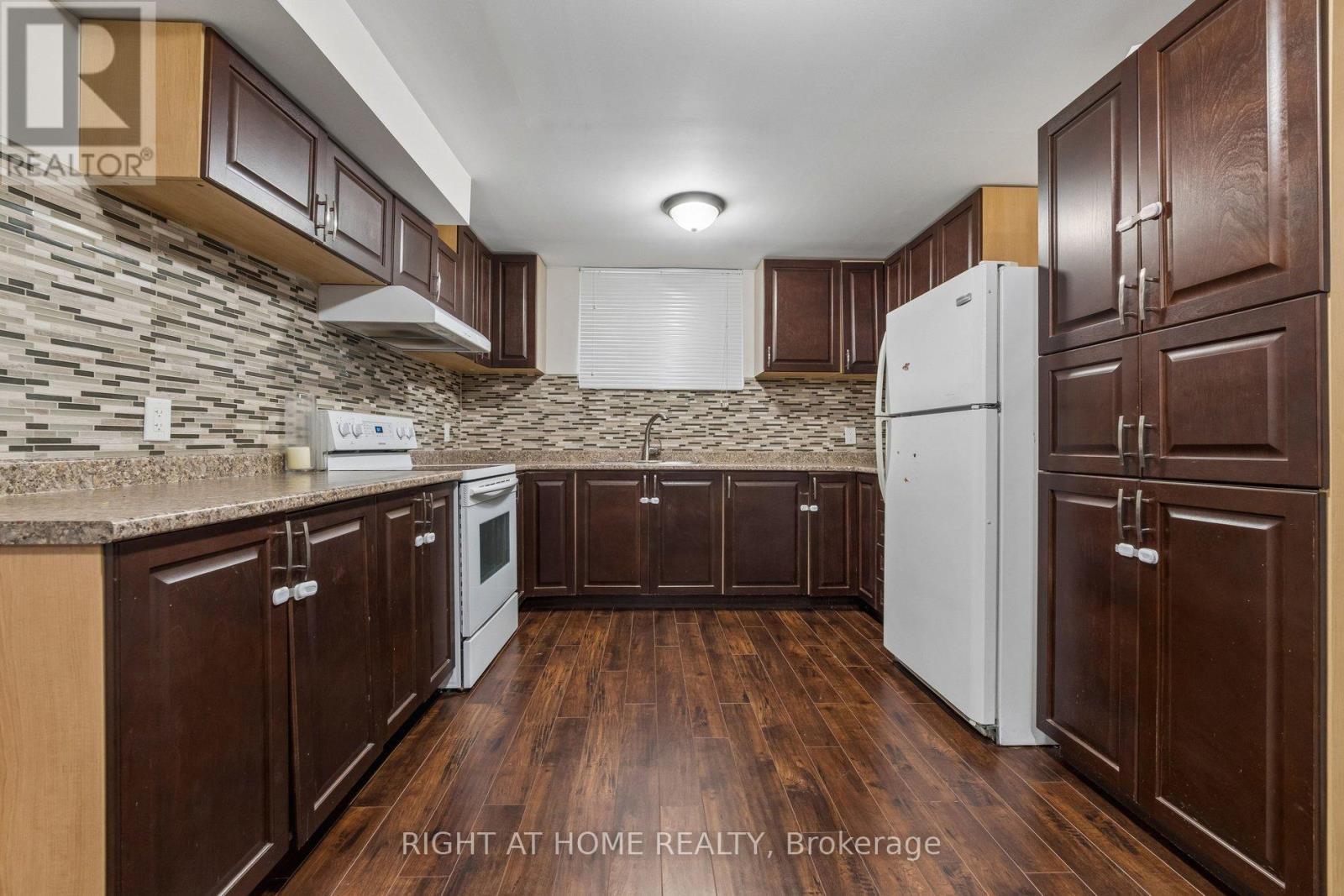 13 Weston Crescent, Ajax, Ontario L1T 0C7 - Photo 11 - E13817348