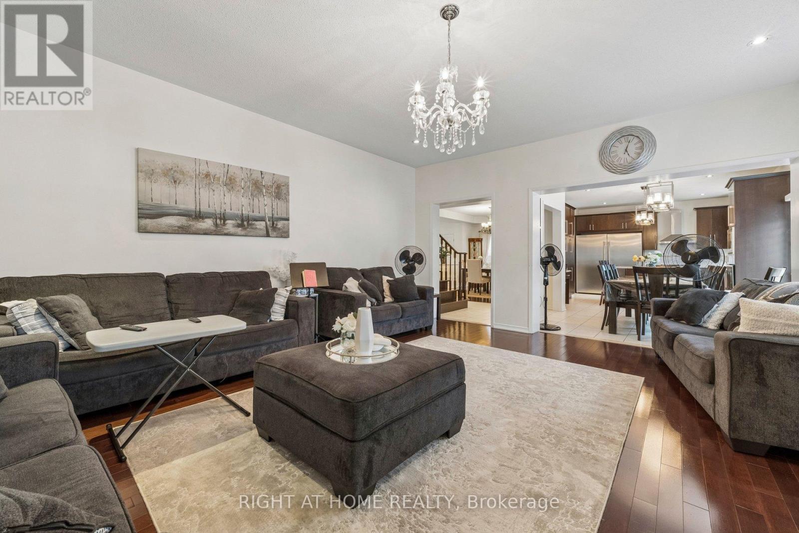 13 Weston Crescent, Ajax, Ontario L1T 0C7 - Photo 31 - E13817348