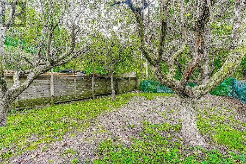 28 Concord Avenue, Toronto, Ontario M6H 2P1 - Photo 42 - C13815098
