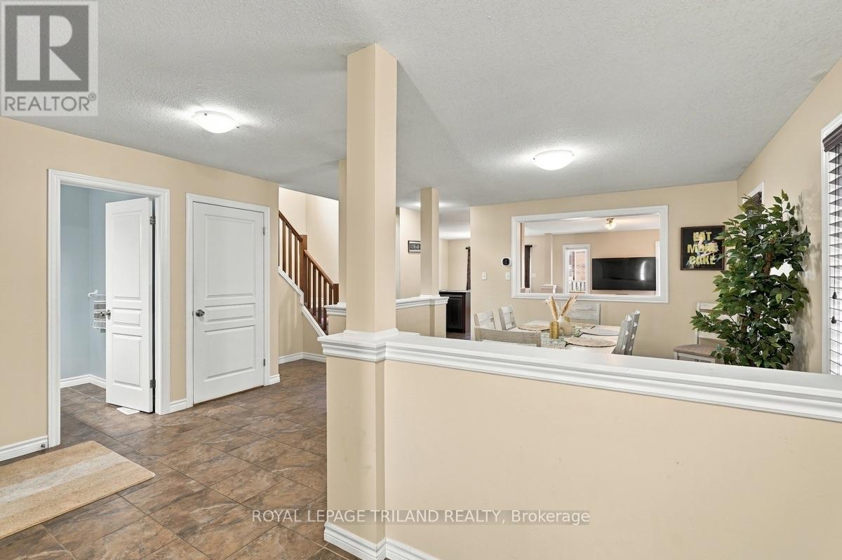 1536 Green Gables Road, London South, Ontario N6M 0A6 - Photo 5 - X13817392