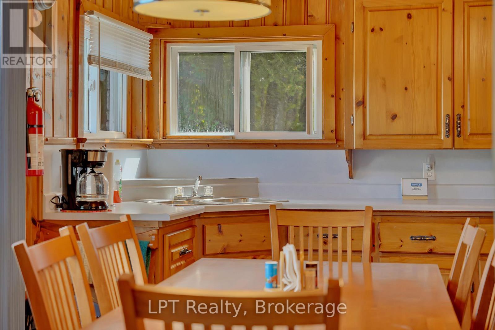 317 Isthmus Bay Road, Northern Bruce Peninsula, Ontario  N0H 1W0 - Photo 11 - X13817398
