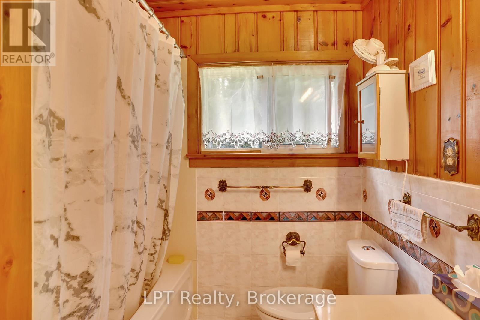 317 Isthmus Bay Road, Northern Bruce Peninsula, Ontario  N0H 1W0 - Photo 21 - X13817398