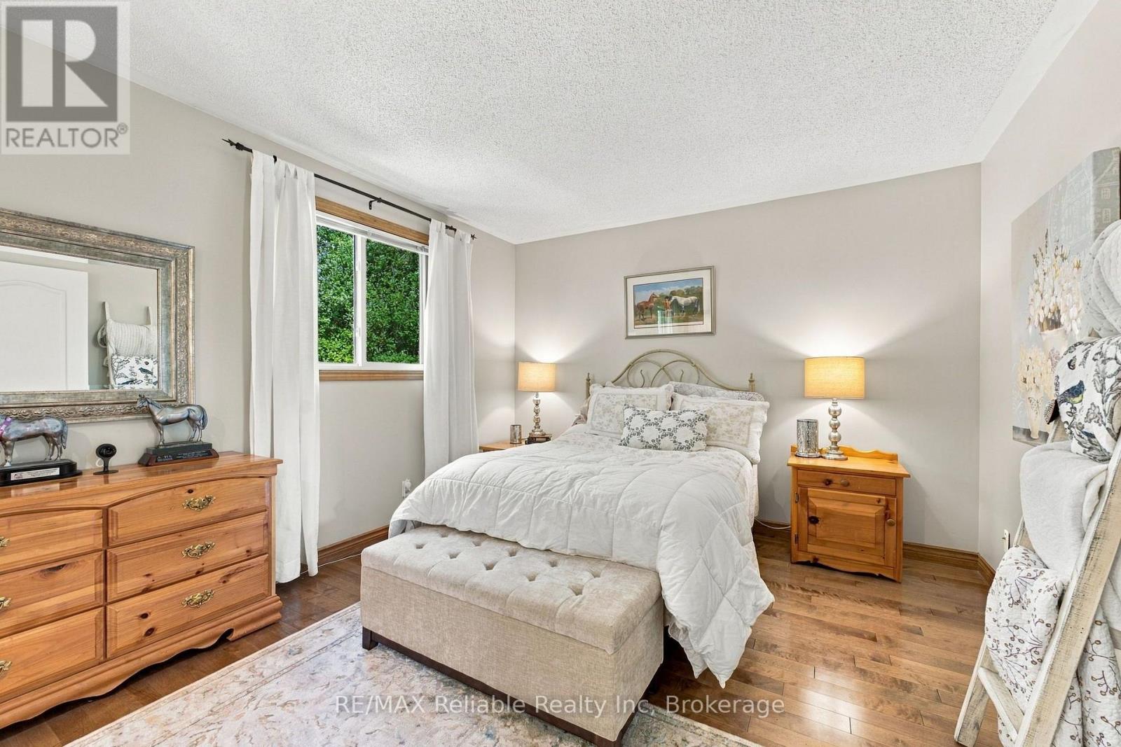 71 Meadowridge Road, London North (North M), Ontario  N6H 5E6 - Photo 15 - X13817414