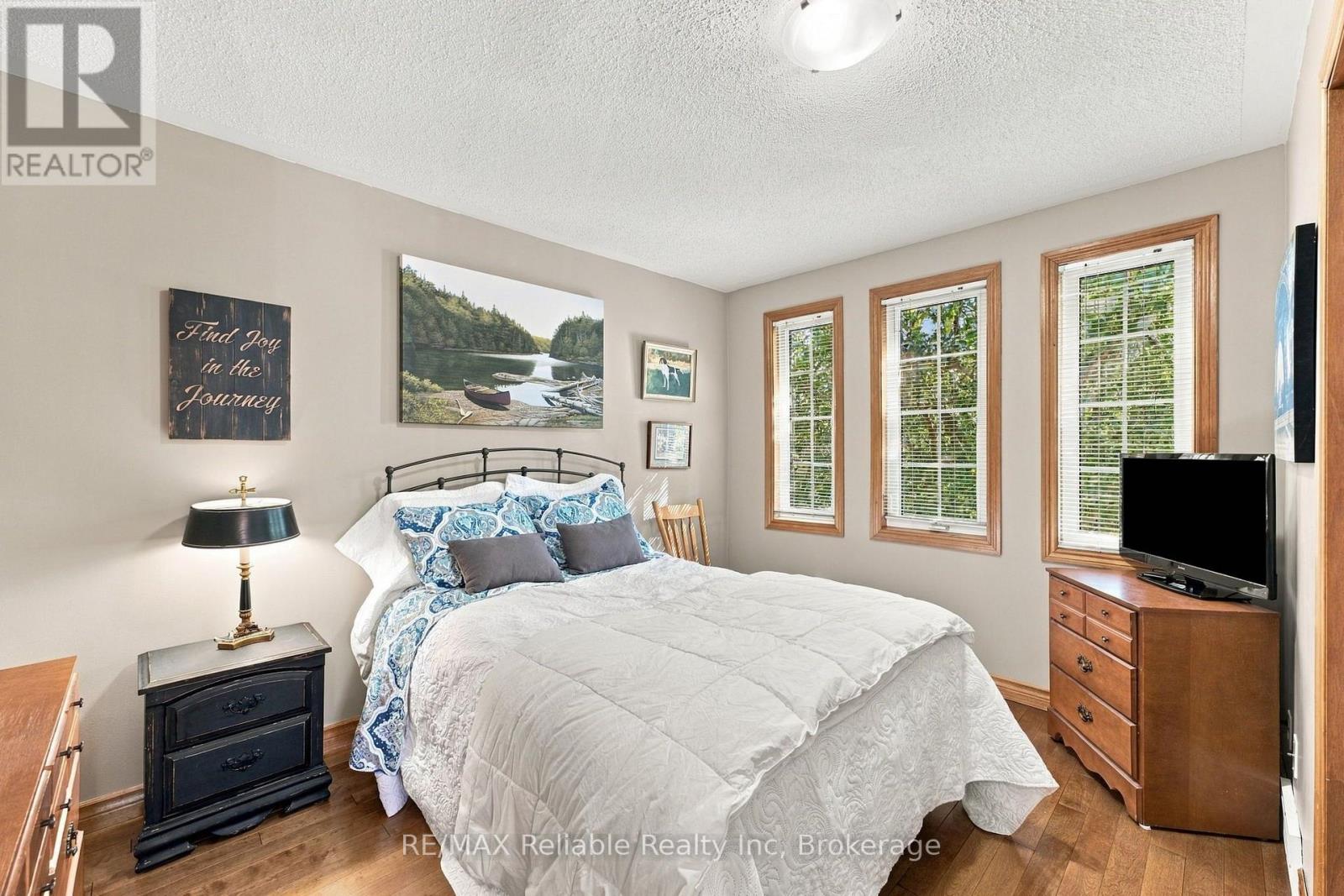 71 Meadowridge Road, London North (North M), Ontario  N6H 5E6 - Photo 21 - X13817414