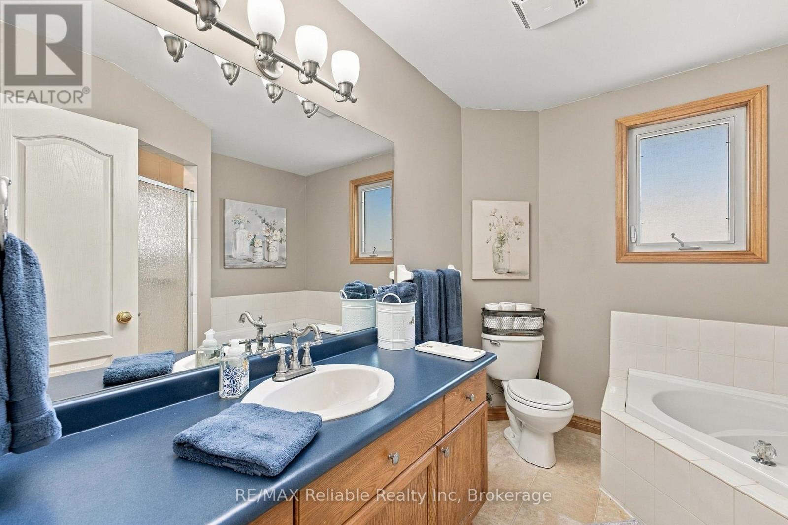 71 Meadowridge Road, London North (North M), Ontario  N6H 5E6 - Photo 23 - X13817414