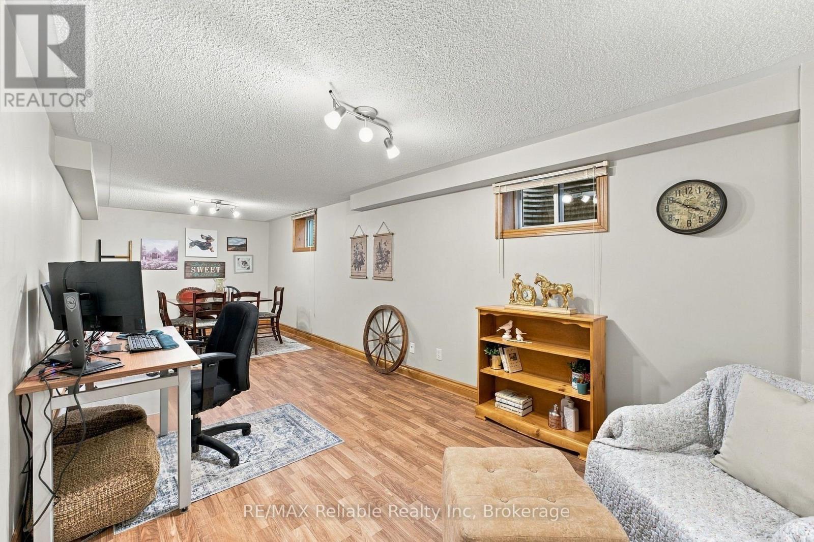 71 Meadowridge Road, London North (North M), Ontario  N6H 5E6 - Photo 26 - X13817414