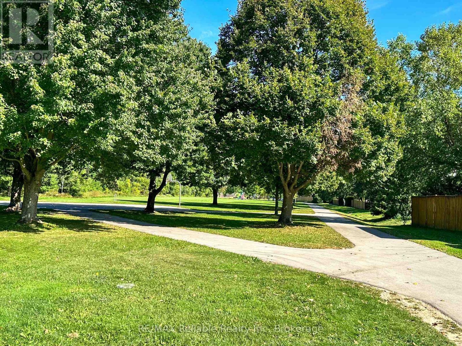 71 Meadowridge Road, London North (North M), Ontario  N6H 5E6 - Photo 37 - X13817414