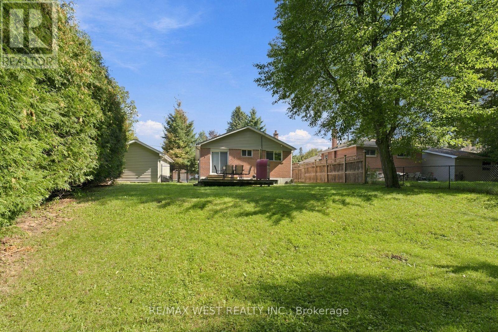 56 Seaton Drive, Aurora, Ontario  L4G 2K3 - Photo 7 - N13814996