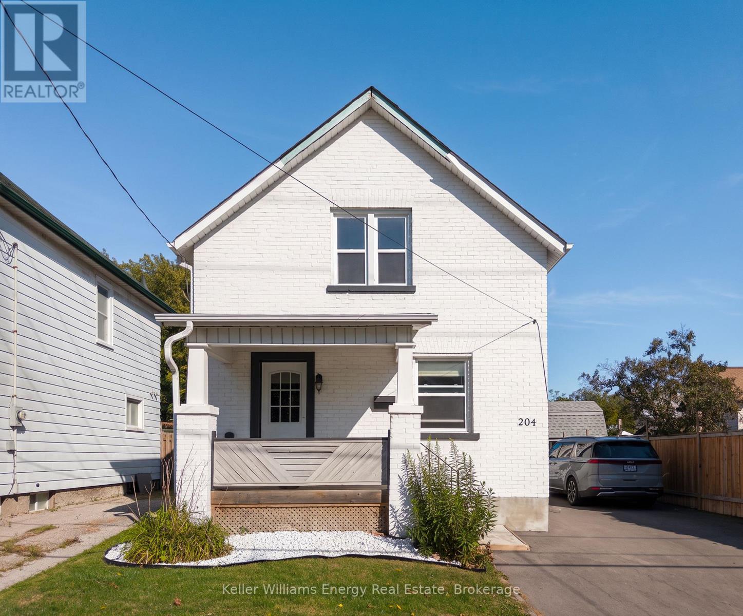 204 GIBB STREET