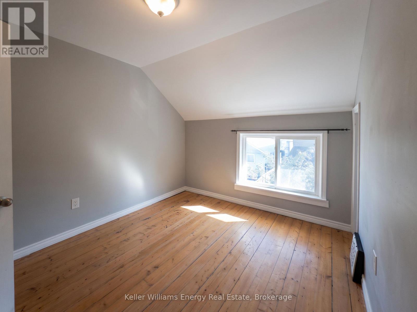 204 Gibb Street, Oshawa, Ontario  L1J 1Y7 - Photo 16 - E13817482