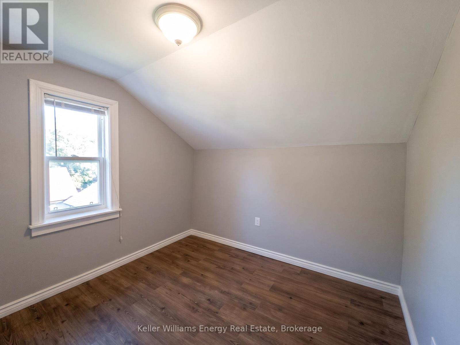 204 Gibb Street, Oshawa, Ontario  L1J 1Y7 - Photo 18 - E13817482