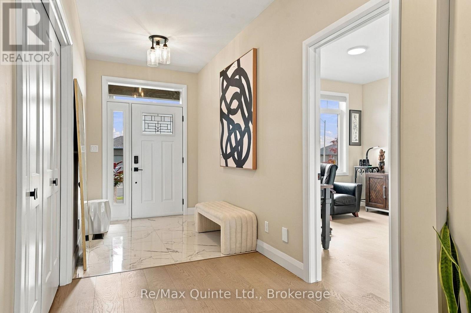 61 Hastings Park Drive, Belleville (Belleville Ward), Ontario  K8P 0H7 - Photo 7 - X13817490