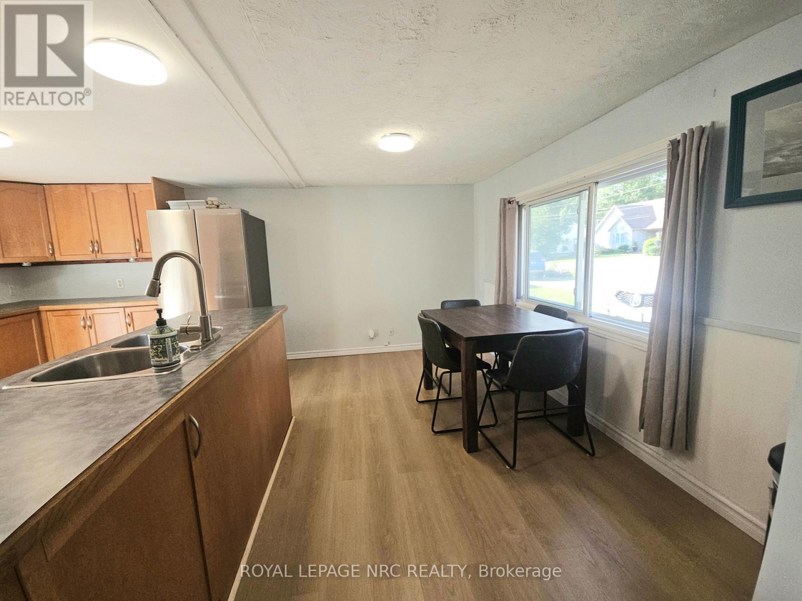 3093 Hyman Avenue, Fort Erie, Ontario  L0S 1N0 - Photo 7 - X12788858