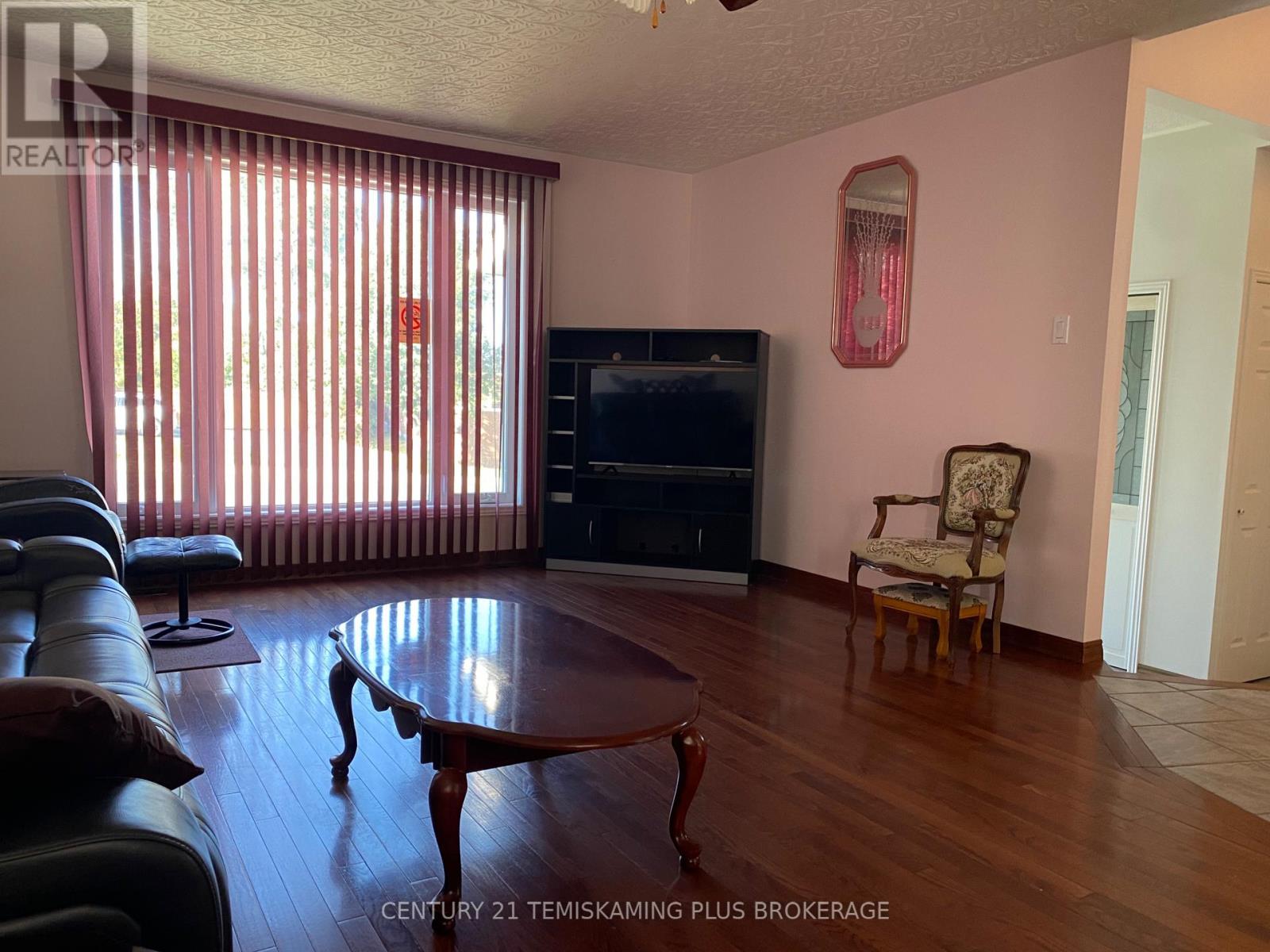 430 Main Street, Temiskaming Shores (Haileybury), Ontario  P0J 1K0 - Photo 17 - T13817492